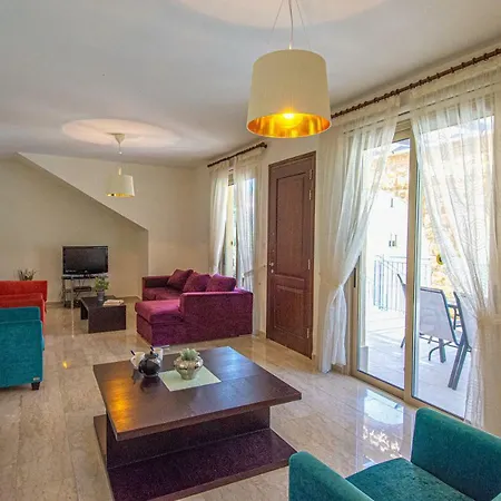 Adonis - Sandy Beach Polis Villa *