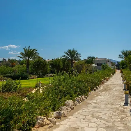 Adonis - Sandy Beach Polis *
